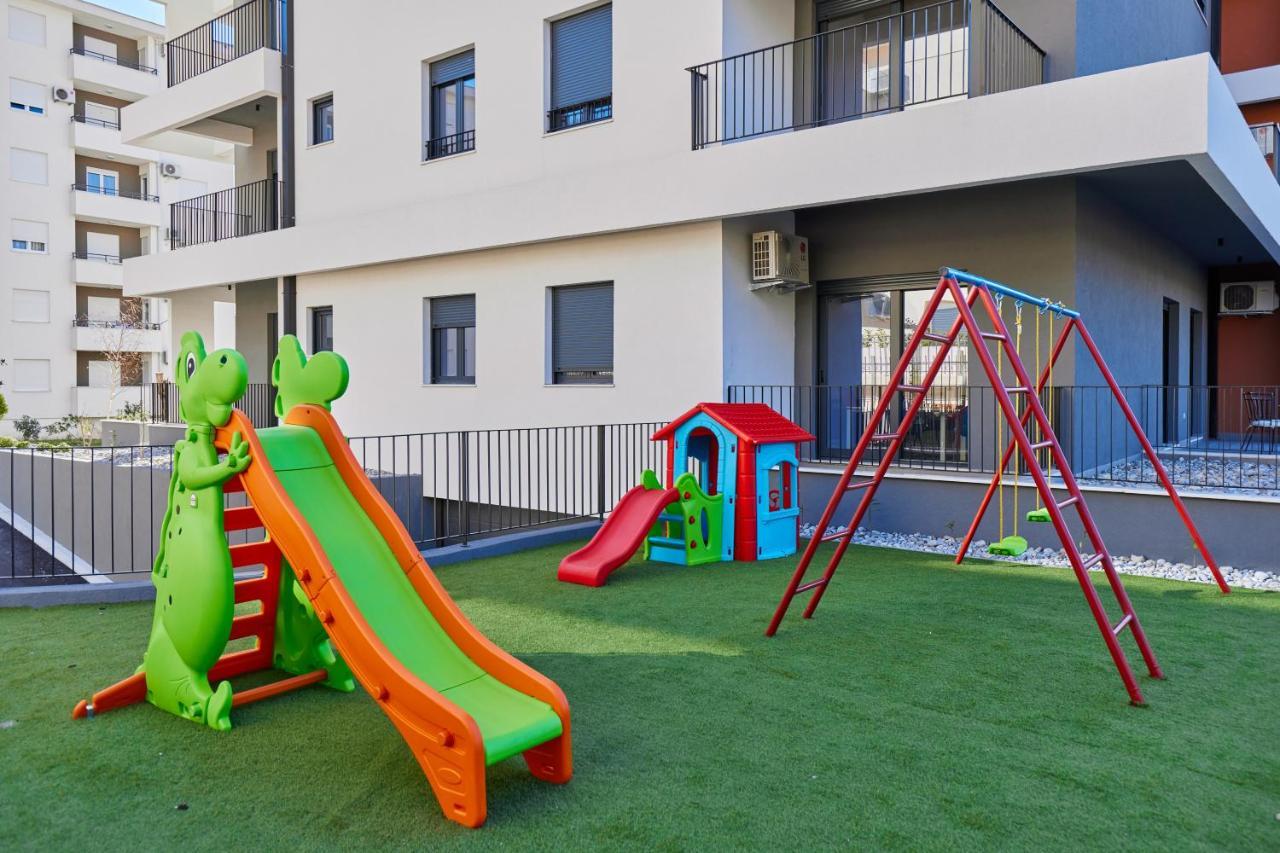 Bjelica Rental Apartments - Nela Apartment Tivat Ngoại thất bức ảnh