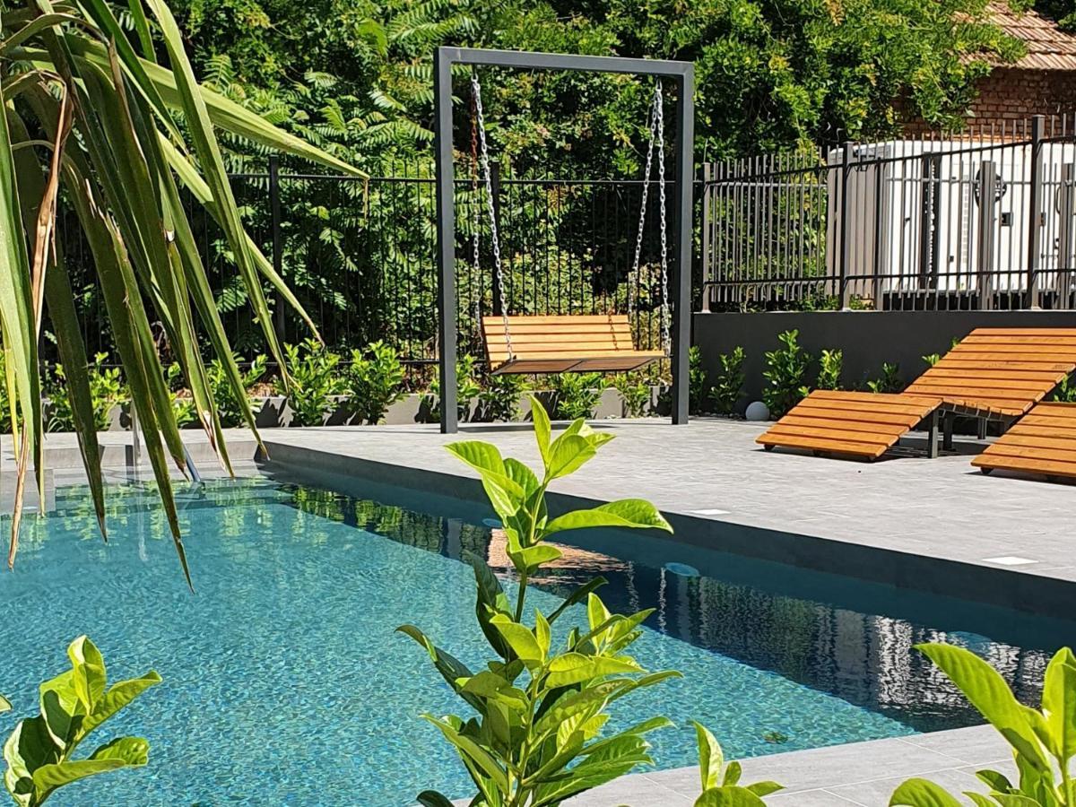 Bjelica Rental Apartments - Nela Apartment Tivat Ngoại thất bức ảnh