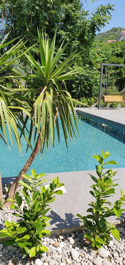 Bjelica Rental Apartments - Nela Apartment Tivat Ngoại thất bức ảnh